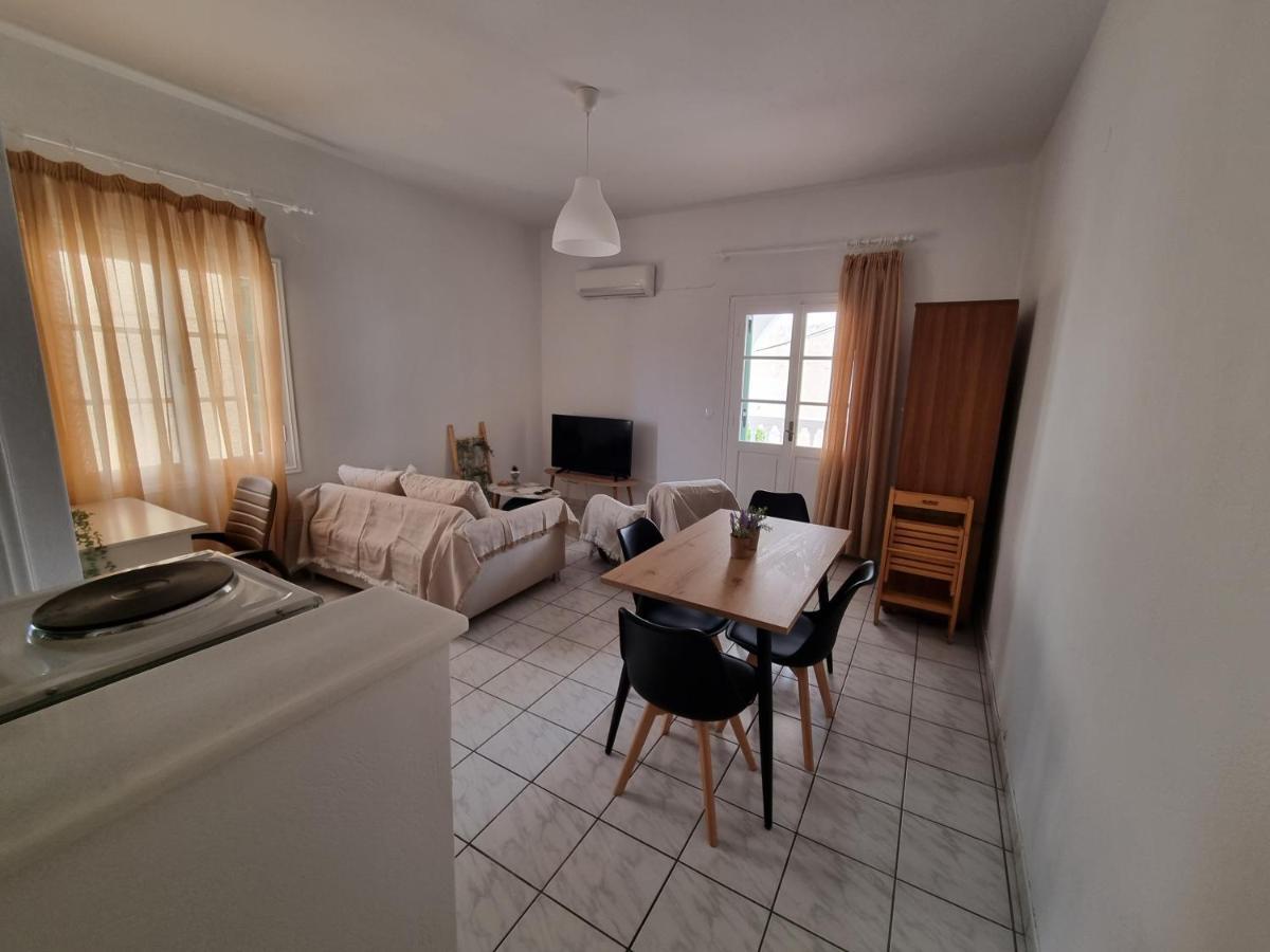 Olga'S Place Спетсес Экстерьер фото